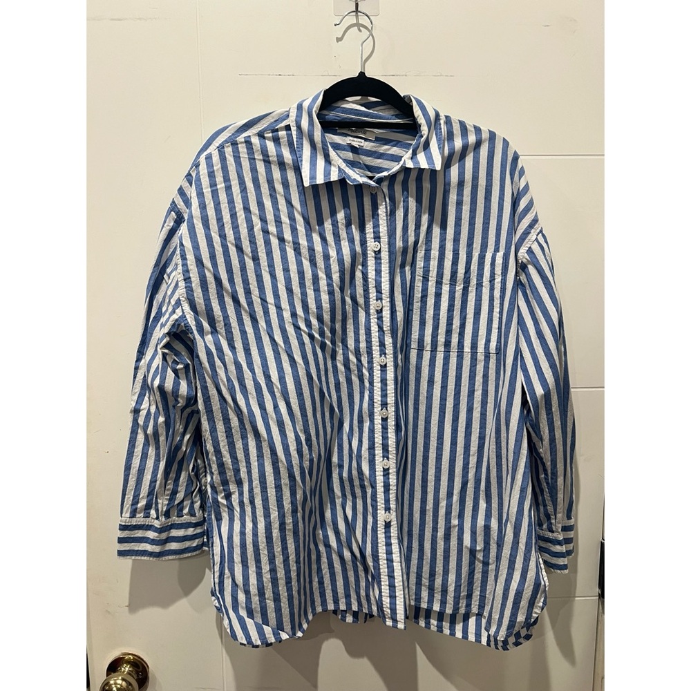 Madewell Blue and White Striped Button Down Shirt